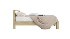 Łóżko z drewna dębowego o grubych nogach GRAND 3.jpg